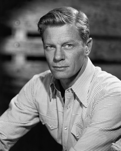 Millions Once Watched Him on Screen โ Today We Remember the Hollywood Legend We Lost